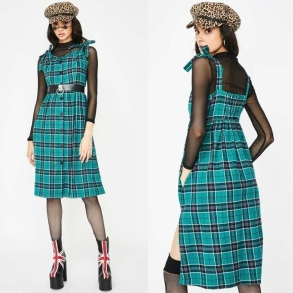 Lazy Oaf Dresses & Skirts - 𝗡𝗘𝗪 Lazy Oaf Green With Envy Midi Plaid Tie Dress